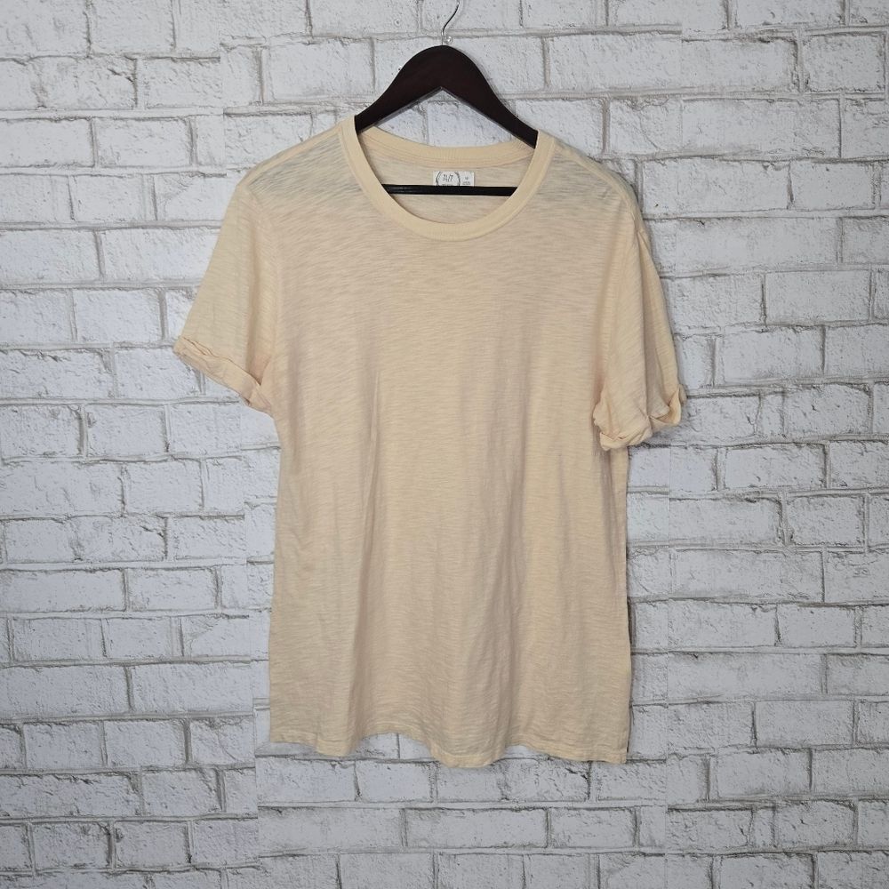 Maurices‎ light yellow short sleeve tee